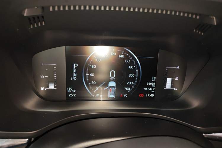 Used Volvo XC60 2019 T5 4x4 Smart Edition China VI Standard
