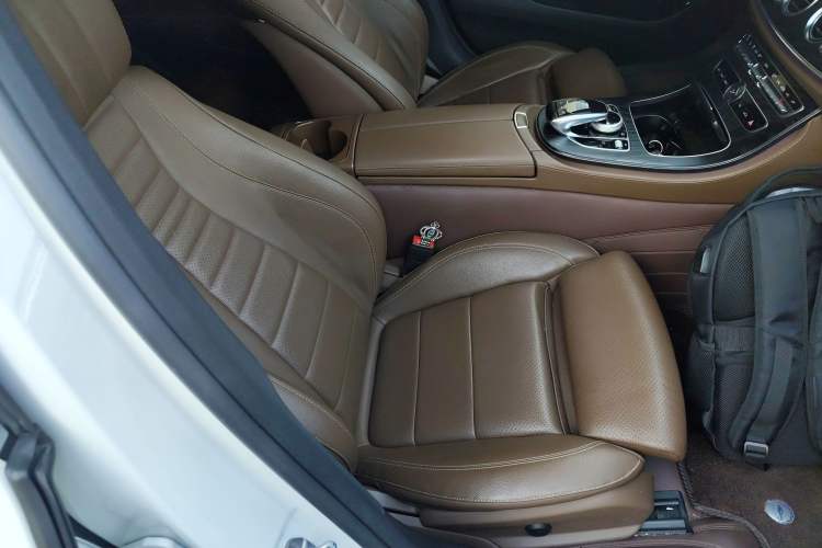 Used Mercedes-Benz E-Class 2018 Facelift E 200 L Sport Edition
