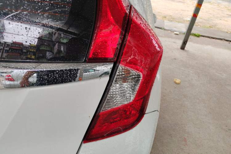 Used Honda Fit 2016 1.5L SES CVT Fashion Sunroof Edition