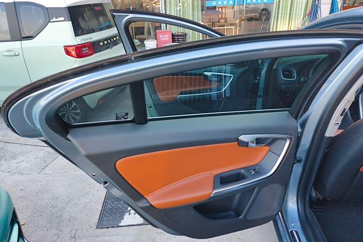 Used Volvo S60 2018 S60L T3 Smart Upgrade Edition
