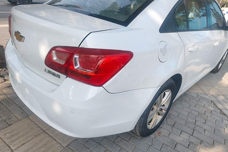 Used Chevrolet Cruze 2015 1.5L Classic SE AT
