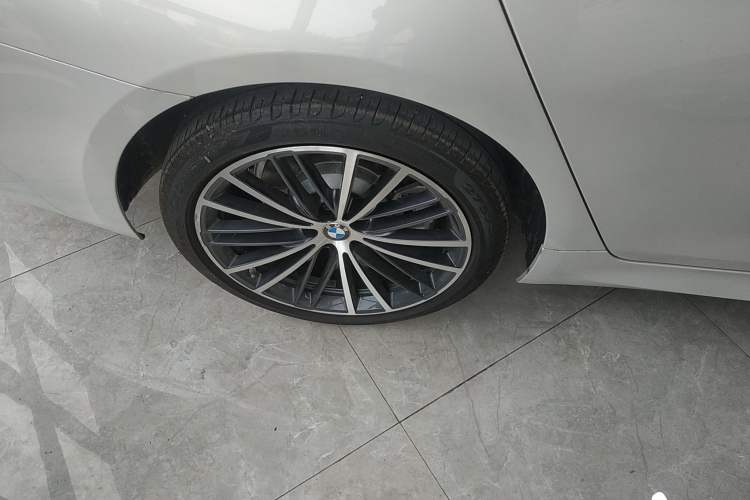 Used BMW 5 Series 2022 Restyled 530Li Leading Edition M Sport Package
