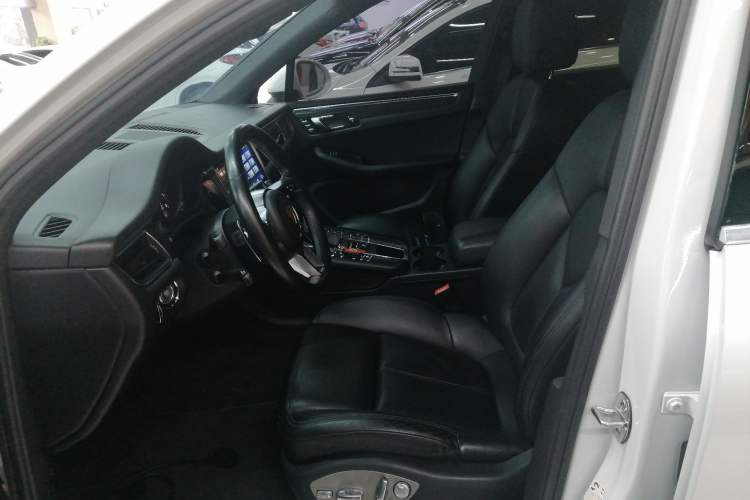 Used Porsche Macan 2016 Macan 2.0T

