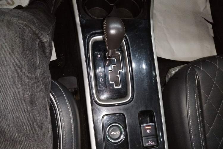 Used Mitsubishi Outlander 2020 2.4L 4x4 Zhi Xiang Edition 5 Seats