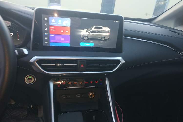 Used SAIC MAXUS G50 2023 PLUS 1.5T Happiness-Recommended Automatic Cruise Version
