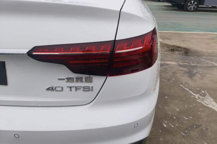 Used Audi A4L 2022 40 TFSI Fashion Dynamic Model