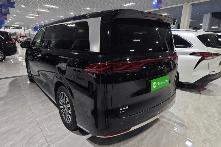 Used BYD Xia 2025 DM-i 1.5T 100km Supreme Edition
