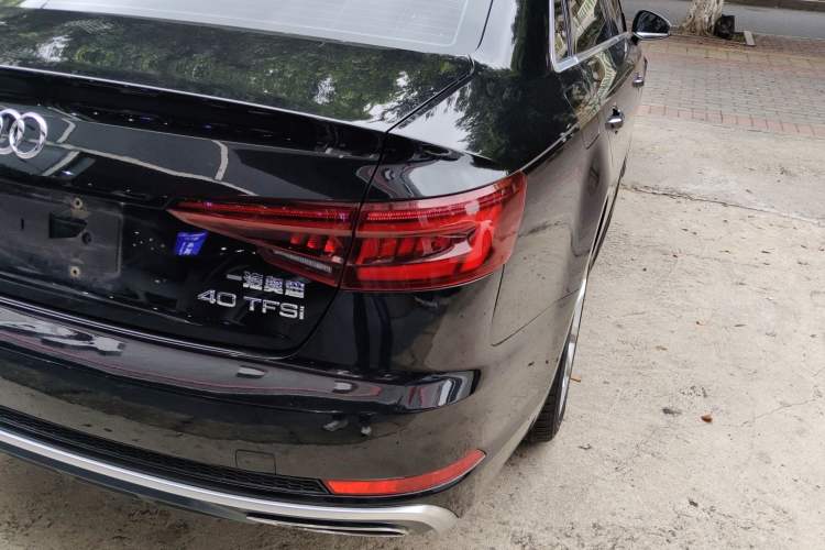 Used Audi A4L 2019 40 TFSI Fashion Edition China VI Emission Standard
