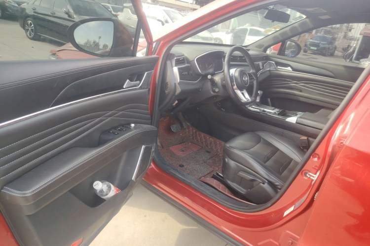 Used Dongfeng Fengon ix5 2019 220T CVT ZhiShang Trim China V Standard