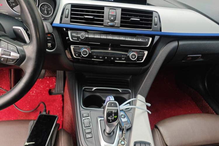 Used BMW 3 Series 2019 320i M Sport Package
