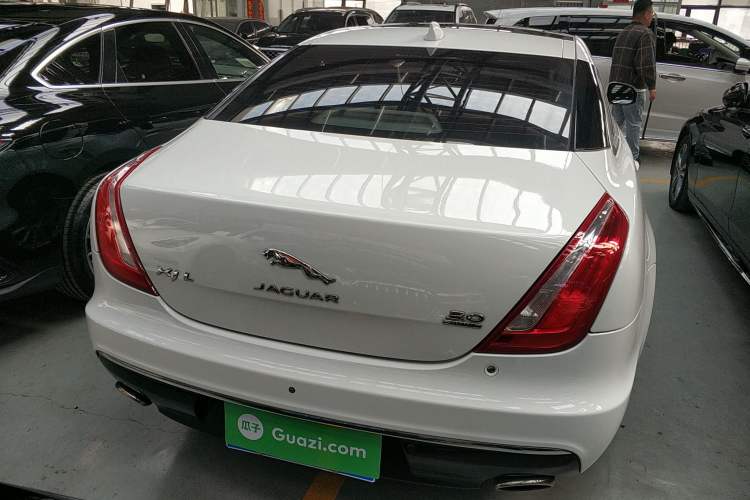 Used Jaguar XJ 2016 XJL 3.0 SC Four-Wheel Drive Panoramic Business Edition