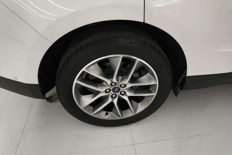 Used Ford Edge 2018 EcoBoost 245 Four-Wheel Drive Titanium 7-Seater