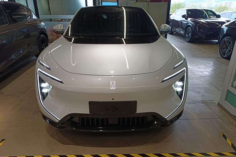 Used  07 2024 Pro+ All-Electric Version
