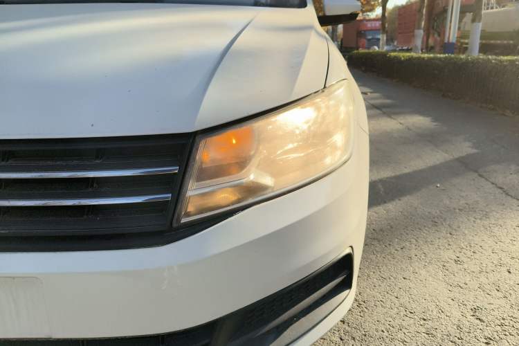 Used Volkswagen Santana 2019 1.5L Manual Fashion Edition China VI Standard
