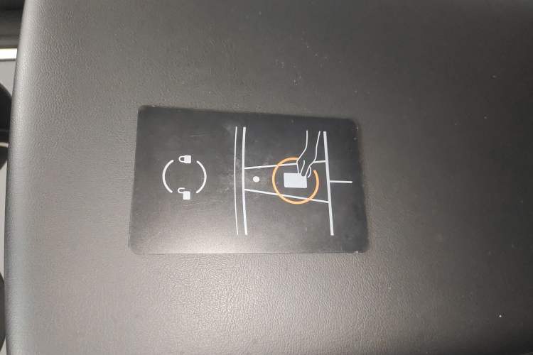 Used Tesla Model Y 2022 Rear-Wheel-Drive Version
