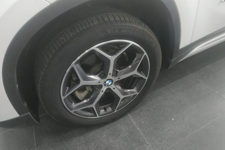 Used BMW X1 2018 xDrive20Li Luxury Model
