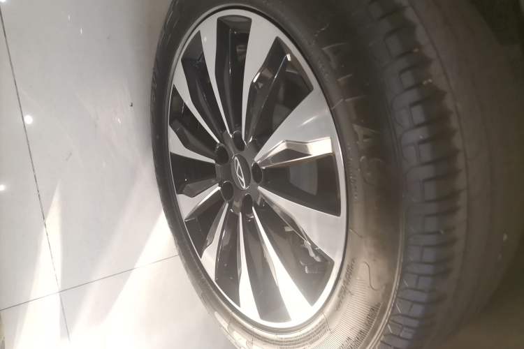 Used Chery Tiggo 8 PLUS 2025 290TGDI DCT Prestige 5-Seater
