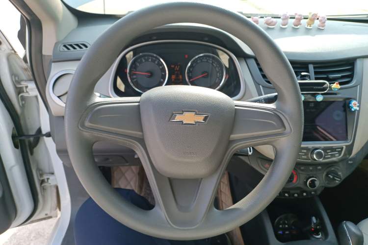 Used Chevrolet Sail 2015 Sail 3 1.3L AMT Ideal Edition
