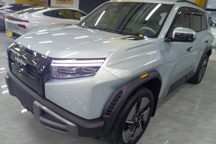 Used Formula Leopard Titanium 3 2025 501KM All-Wheel Drive Intelligent Driving Ultra Version