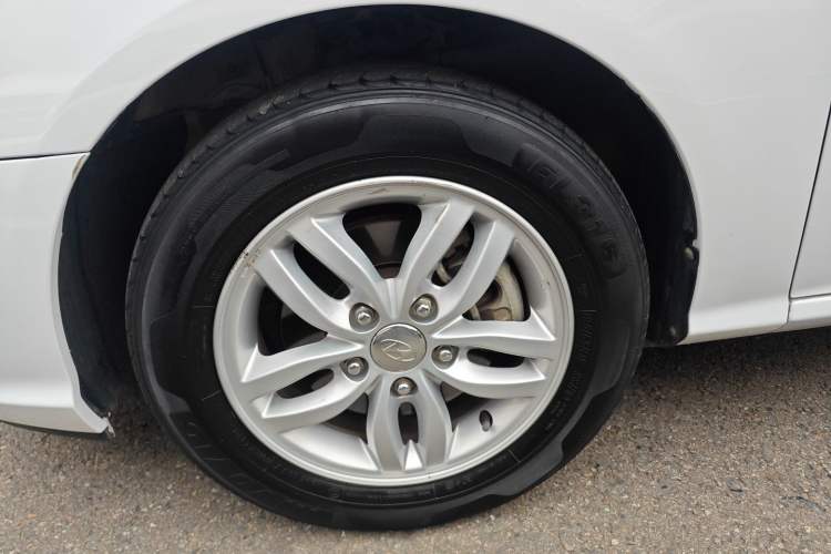 Used Hyundai Celesta 2015 1.6L Automatic Comfort Model
