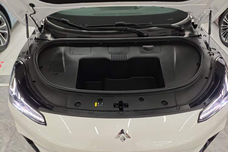 Used  GT 2024 Global Model 710 Ultra-High-Voltage LiDAR Edition
