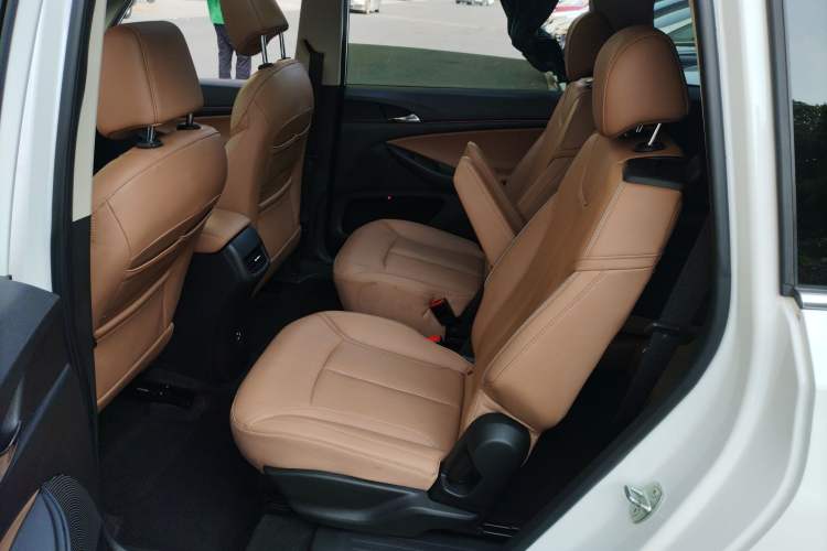 Used Buick GL6 2021 323T Mild Hybrid Connect Luxury Model
