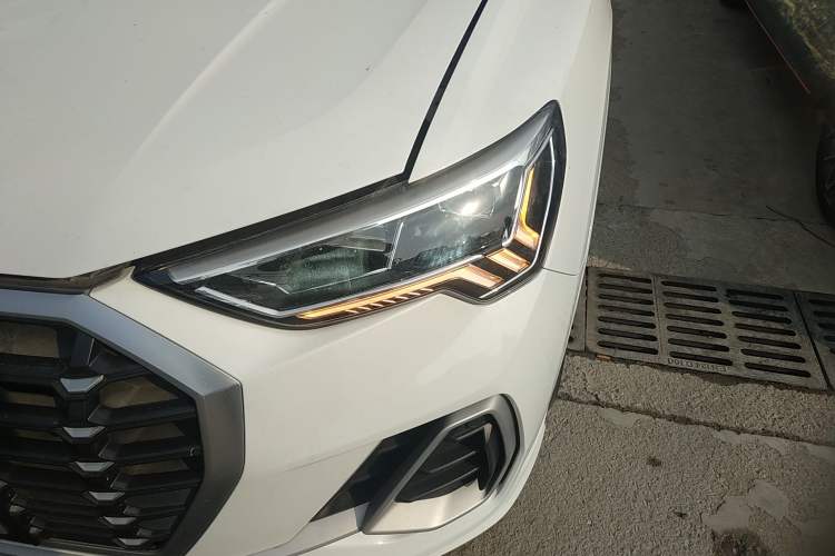 Used Audi Q3 2019 35 TFSI Advanced Dynamic Edition
