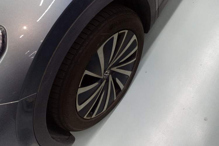 Used Volkswagen ID.4 X 2021 Pro Smart Long-Range Edition
