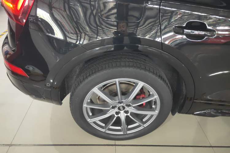 Used Audi Q5L 2022 Updated 45T Luxury Dynamic Version
