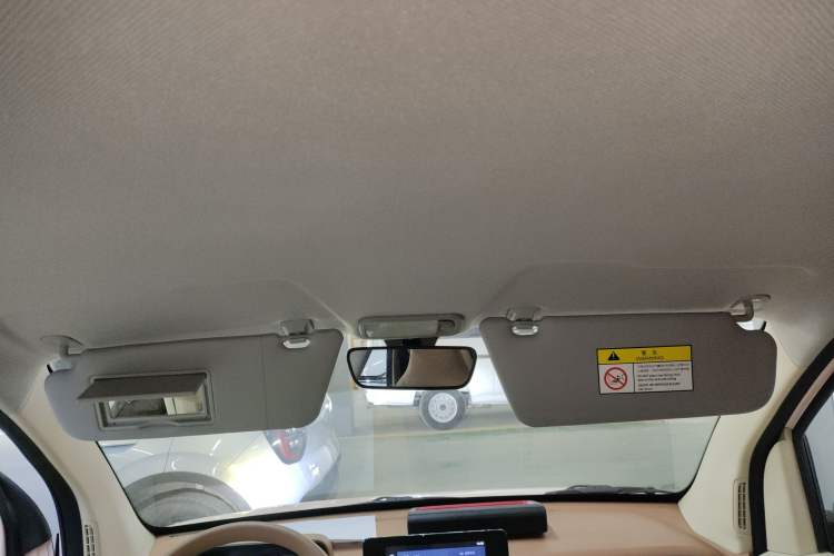 Used Wuling Hongguang MINIEV 2024 3rd Generation 215km Advanced Version
