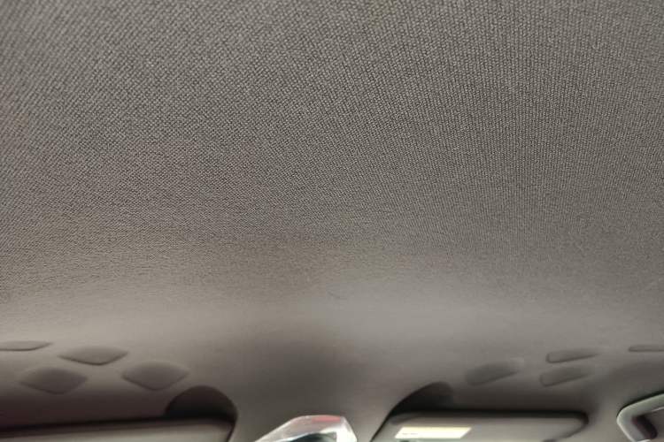 Used Toyota C-HR 2018 2.0L Coolway Leading Edition China V Standard
