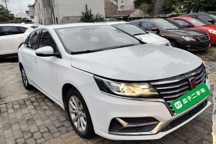 Used Roewe i6 New Energy 2017 45T Hybrid Connect & Smart Enjoyment Edition
