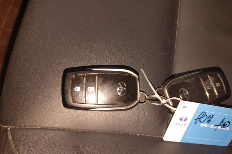 Used Toyota RAV4 2016 2.5L Automatic 4x4 Elite Edition
