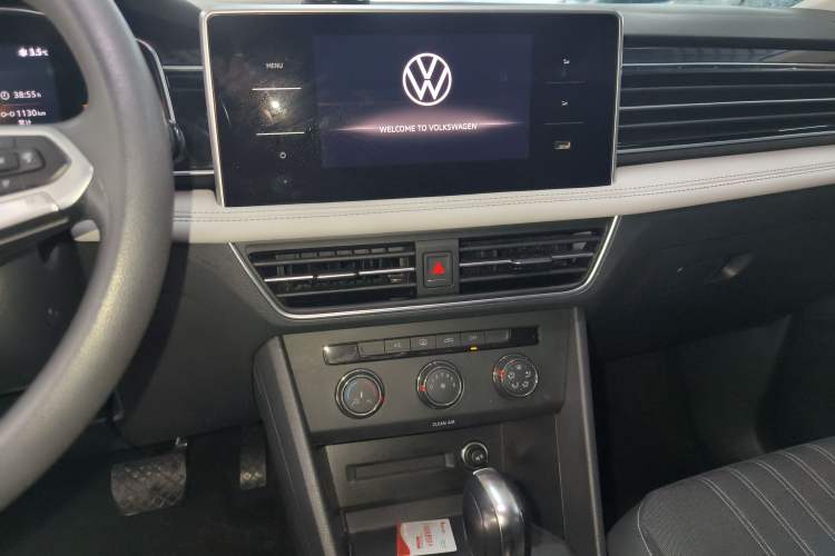 Used Volkswagen Tiguan L 2022 330TSI Automatic Two-Wheel Drive Comfort Edition
