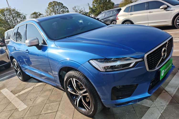 Used Volvo XC60 2018 T5 4x4 Smart & Sporty Edition
