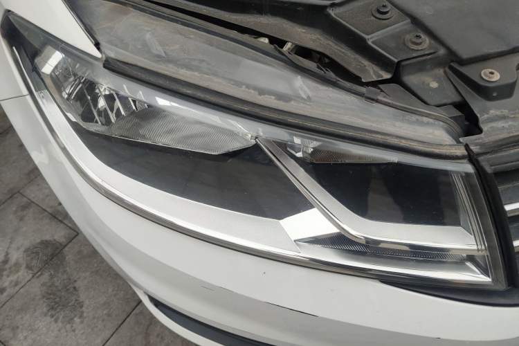 Used Volkswagen Santana 2016 1.6L Manual Fashion Edition
