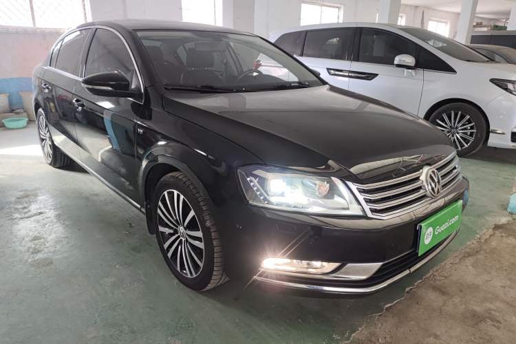 Used Volkswagen Magotan 2012 3.0 FSI Flagship Edition
