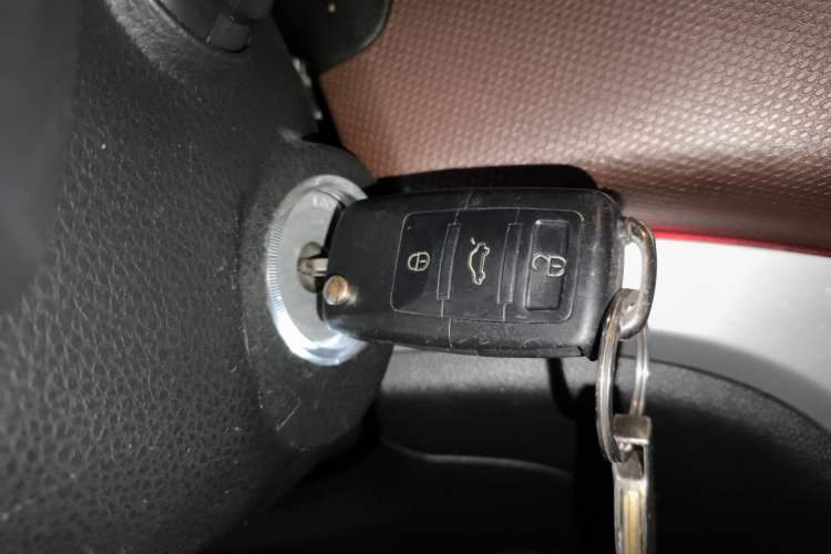 Used HYOSOW H3 2015 1.5L Manual Comfort Model