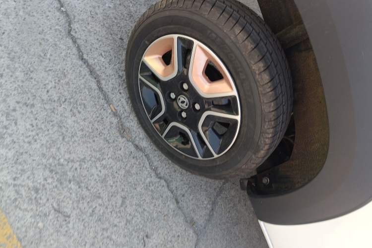 Used Dongfeng NAMMI BOX 2022 Light Wind Edition 201KM Lightning Model