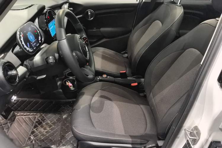 Used  MINI 2023 1.5T ONE Five-Door Edition