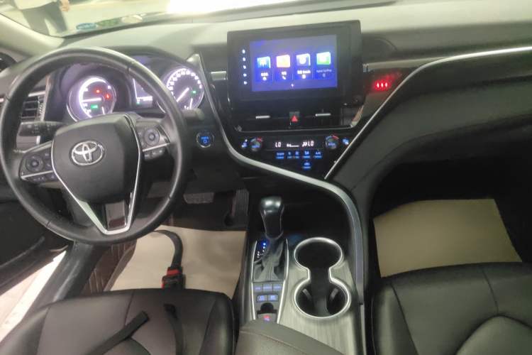 Used Toyota Camry 2021 Dual-Motor 2.5 HGVP Leading Edition
