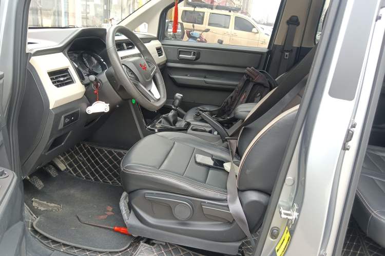 Used Wuling Zhengcheng 2021 1.5T Manual Luxury Version
