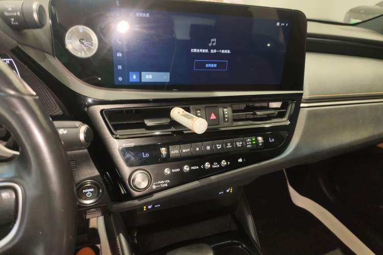 Used Lexus ES 2022 300h Excellence Edition