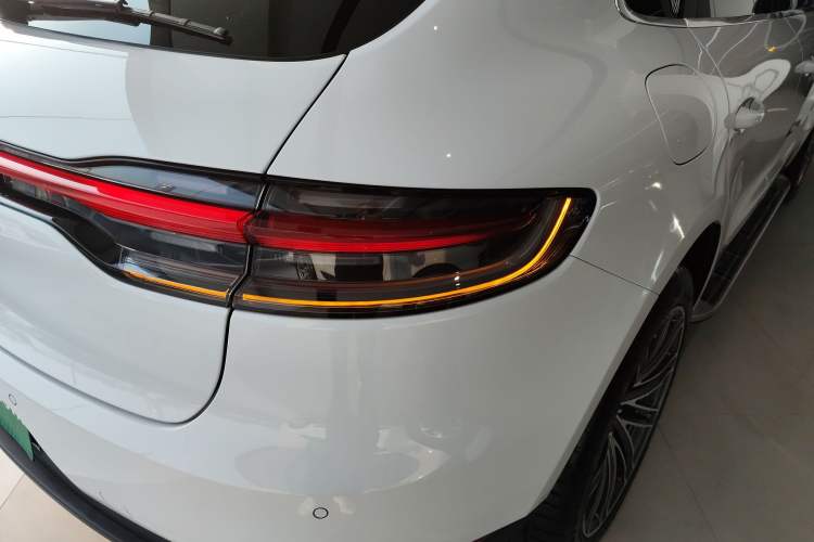 Used Porsche Macan 2018 Macan 2.0T