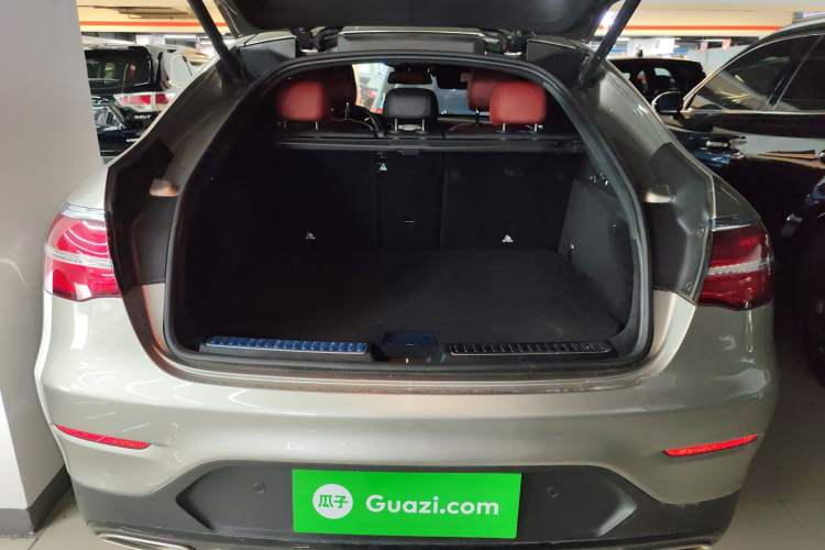 Used Mercedes-Benz GLC Coupe 2019 GLC 260 4MATIC Coupe SUV
