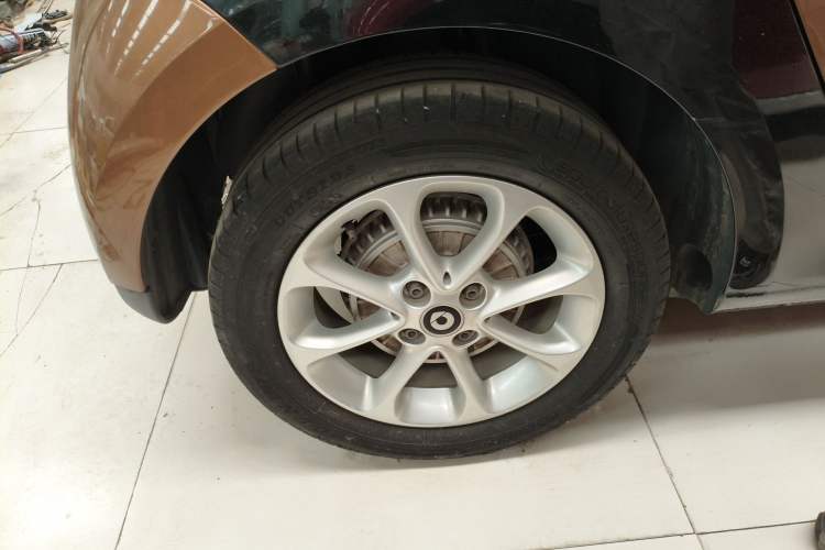 Used  forfour 2016 1.0L 52 kW Dynamic Edition
