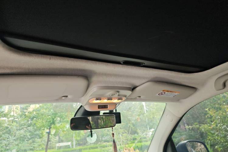 Used  fortwo 2019 0.9T 66 kW Yufeng Blue Special Edition China V Standard
