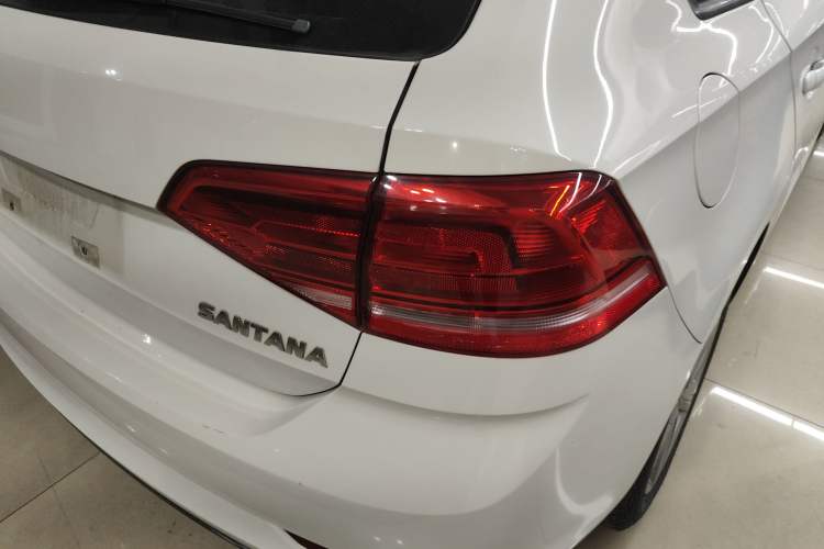 Used Volkswagen Santana 2015 Haval H6 1.6L Automatic Luxury Model
