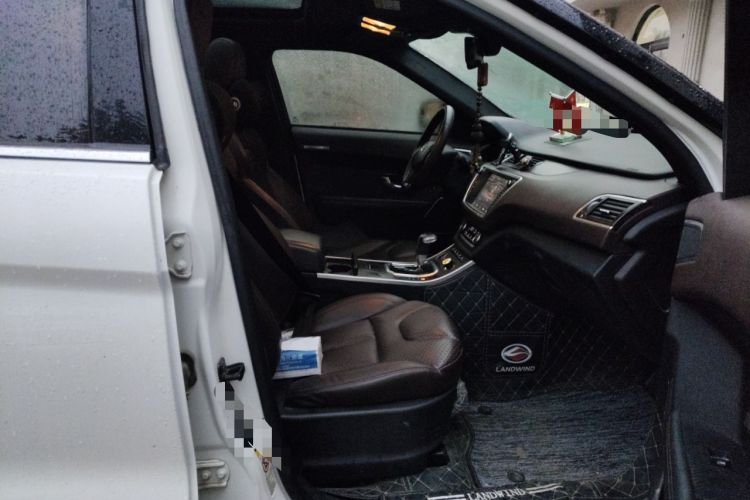 Used Land X7 2016 2.0T Panoramic Prestige Edition
