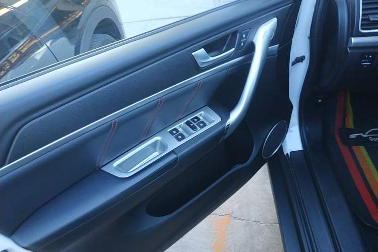 Used Haval M6 2019 1.5T DCT Two-Wheel Drive Value Edition China VI Standard